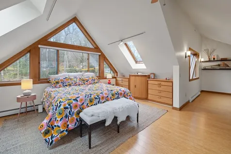 420 Dogford Road Hanover NH 03750