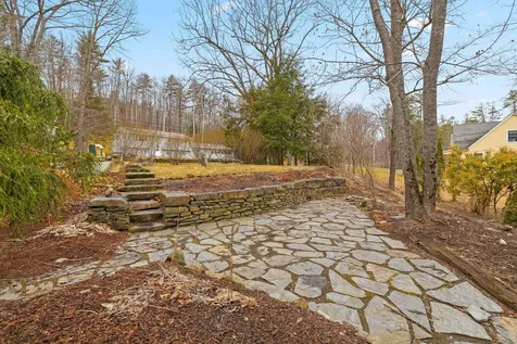 420 Dogford Road Hanover NH 03750