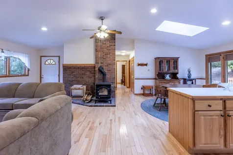 38 Thompson Road Newbury VT 05051