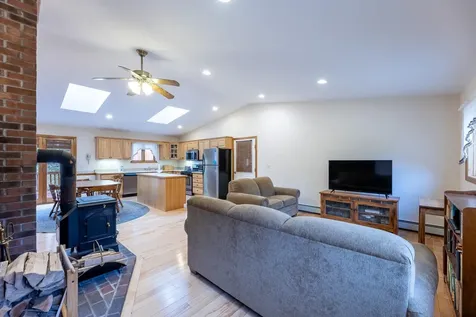 38 Thompson Road Newbury VT 05051