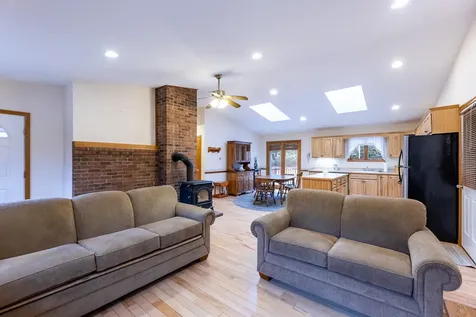 38 Thompson Road Newbury VT 05051