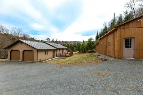 38 Thompson Road Newbury VT 05051