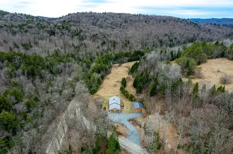 38 Thompson Road Newbury VT 05051