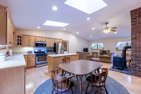 38 Thompson Road Newbury VT 05051