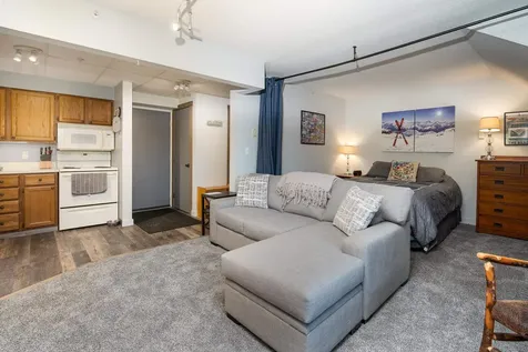 135 East Mountain Road Killington VT 05751