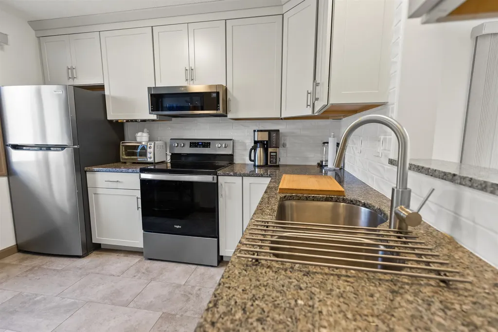 68 Star Ridge Road Thornton NH 03285