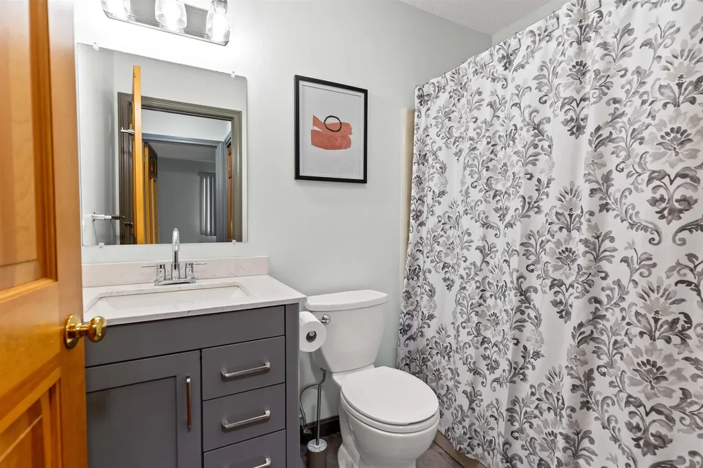 68 Star Ridge Road Thornton NH 03285