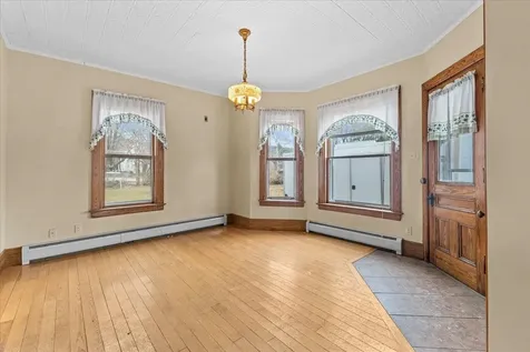 18 Randall Street Waterbury VT 05676
