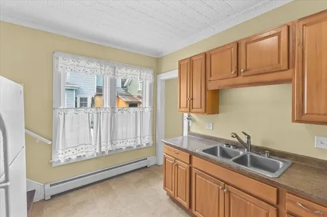 18 Randall Street Waterbury VT 05676
