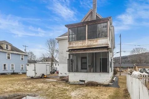 18 Randall Street Waterbury VT 05676