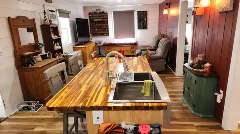 63 Hall Road Errol NH 03579