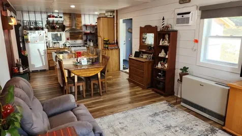63 Hall Road Errol NH 03579