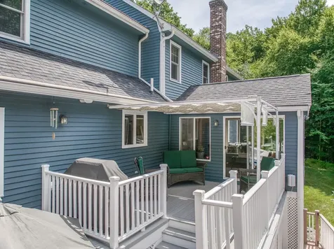 74 Deerwood Hollow Chester NH 03036