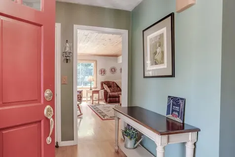 74 Deerwood Hollow Chester NH 03036