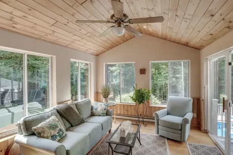 74 Deerwood Hollow Chester NH 03036