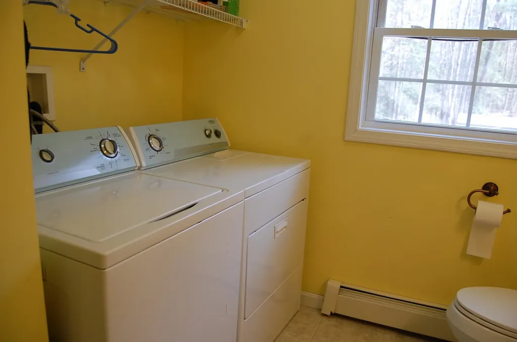 61 Meadow Drive Weare NH 03281