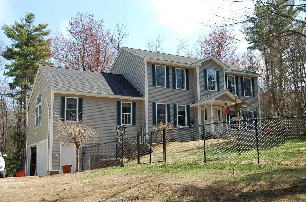 61 Meadow Drive Weare NH 03281