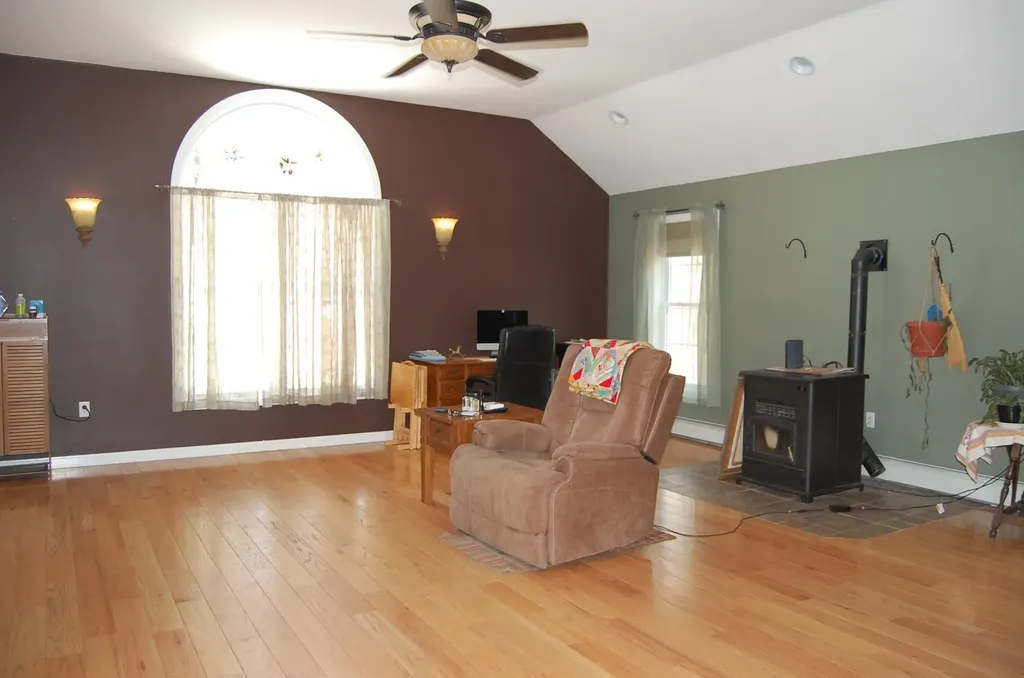 61 Meadow Drive Weare NH 03281