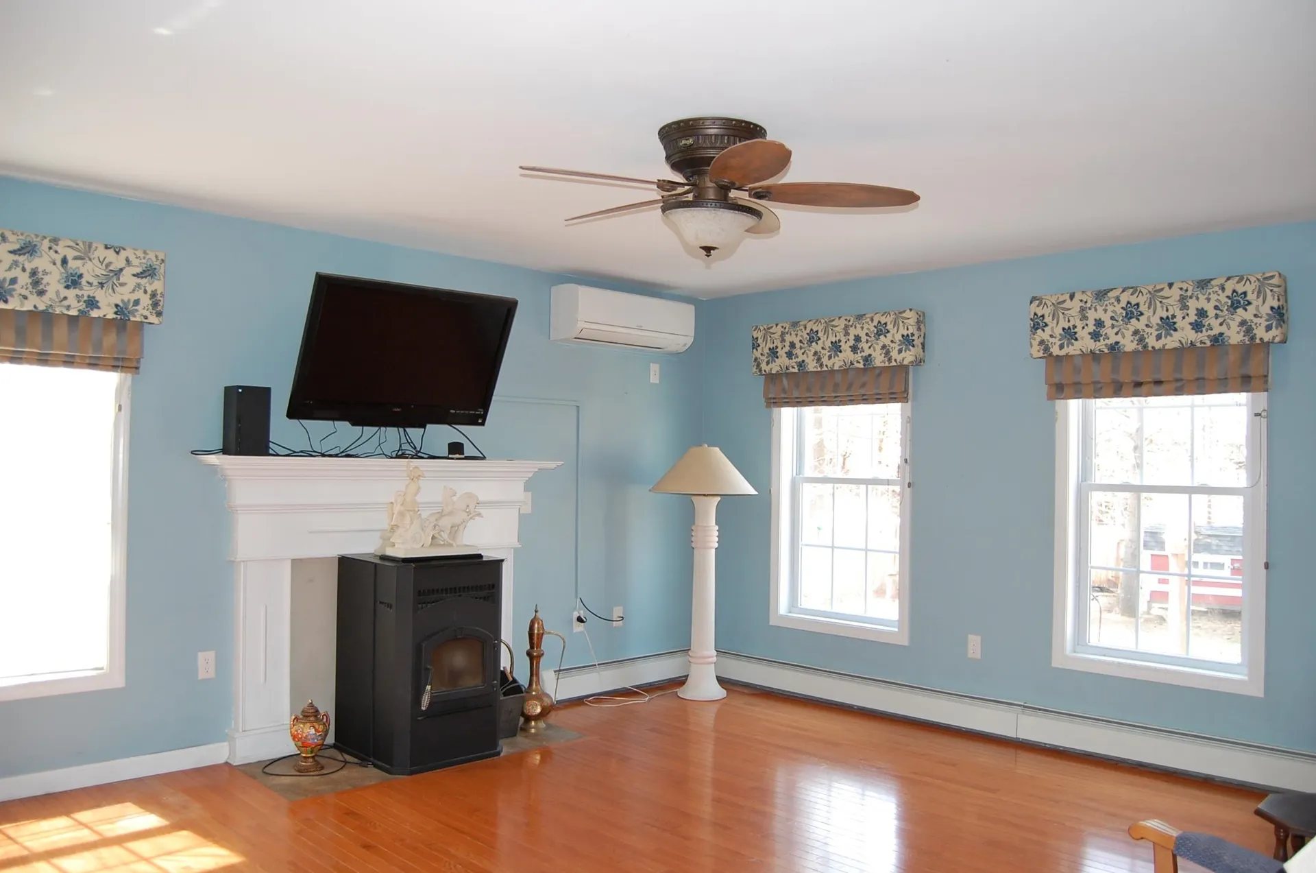 61 Meadow Drive Weare NH 03281