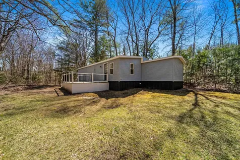 696 Long Shores Drive Barrington NH 03825