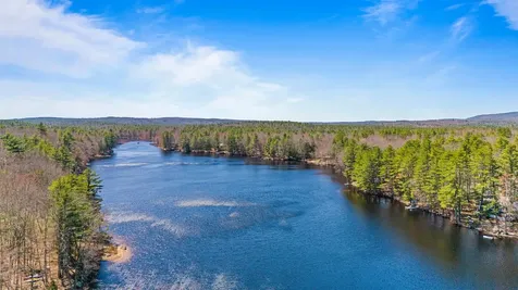 696 Long Shores Drive Barrington NH 03825
