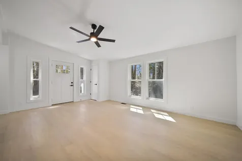 696 Long Shores Drive Barrington NH 03825