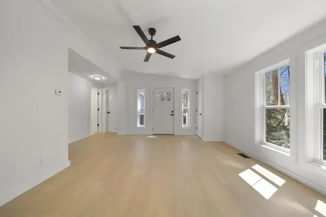 696 Long Shores Drive Barrington NH 03825