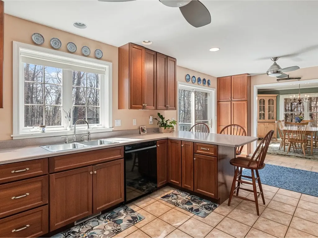 202 Colonial Drive Colchester VT 05446