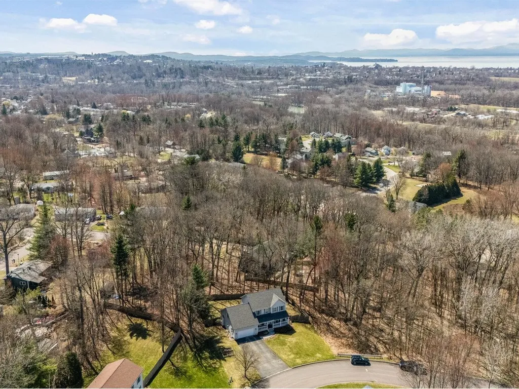 202 Colonial Drive Colchester VT 05446