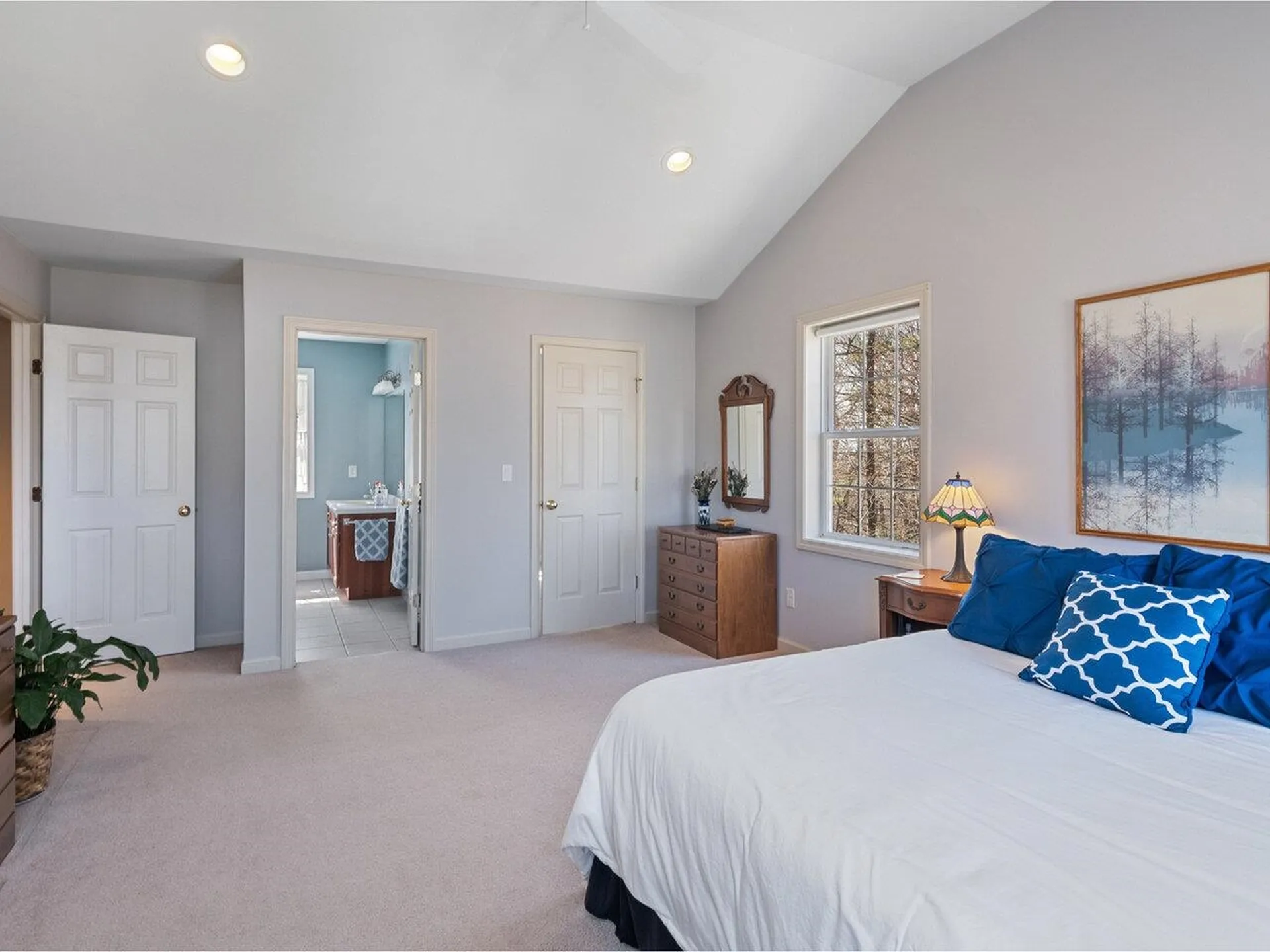 202 Colonial Drive Colchester VT 05446