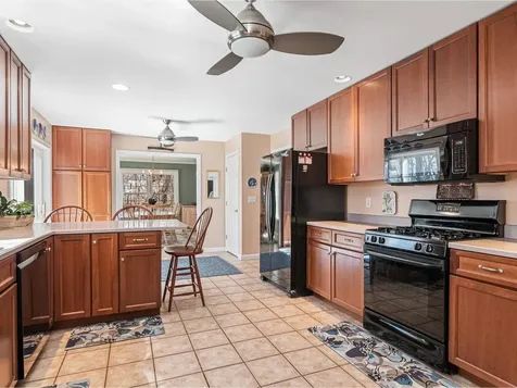 202 Colonial Drive Colchester VT 05446