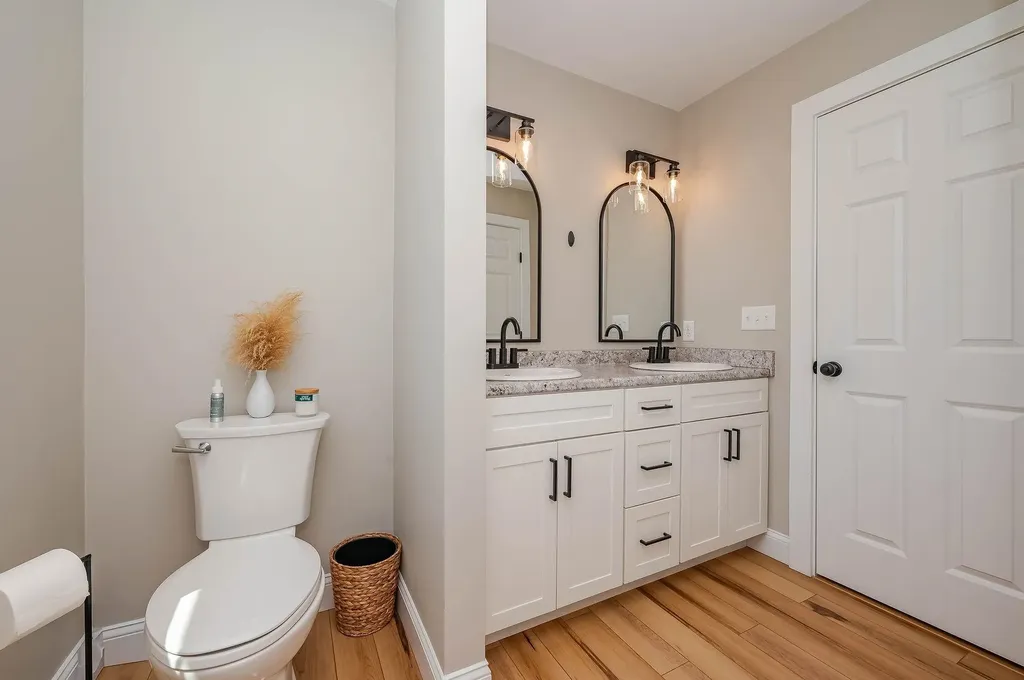 58 Richards Way Farmington NH 03835