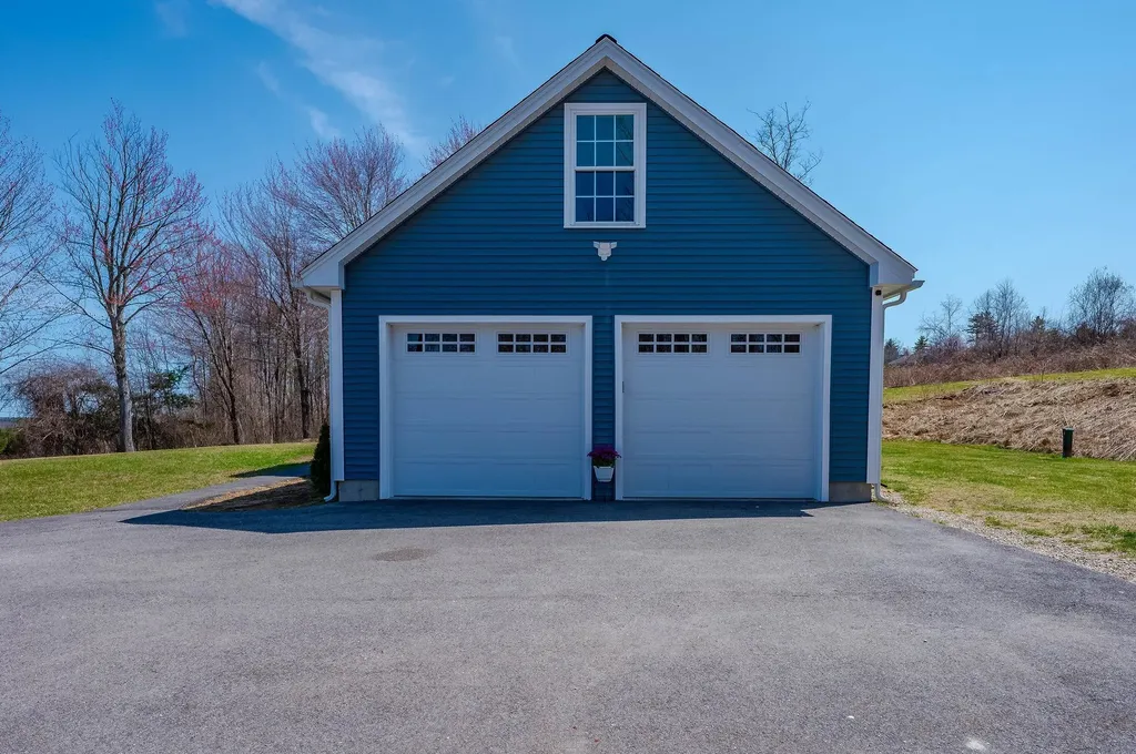 58 Richards Way Farmington NH 03835