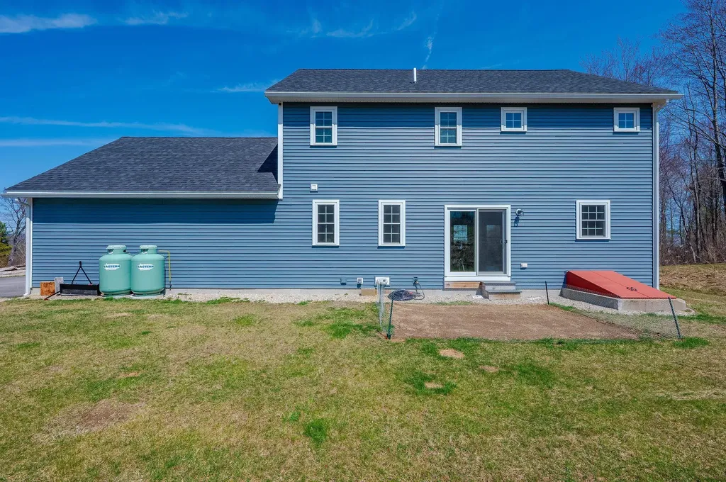 58 Richards Way Farmington NH 03835