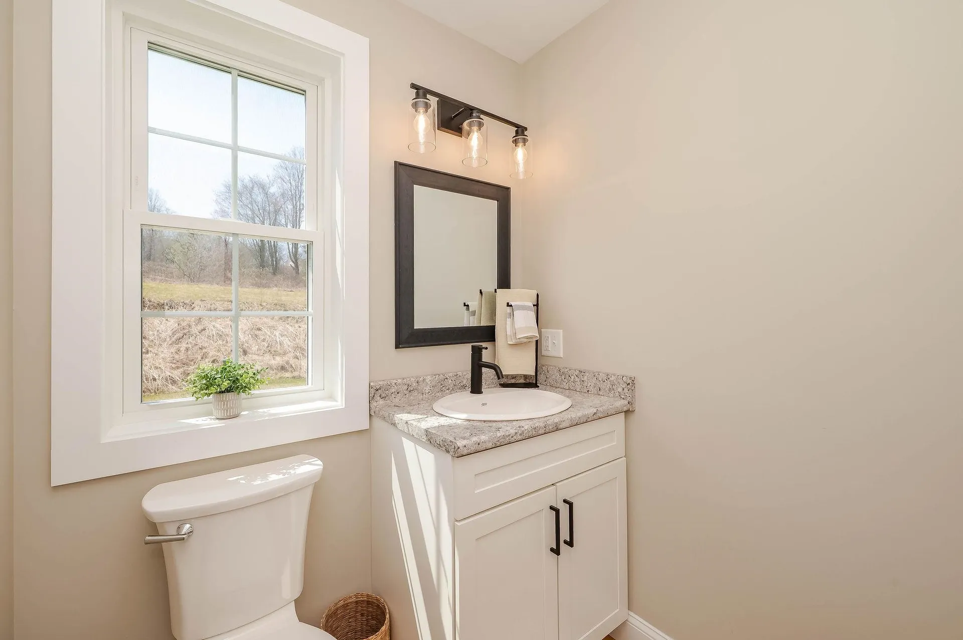 58 Richards Way Farmington NH 03835