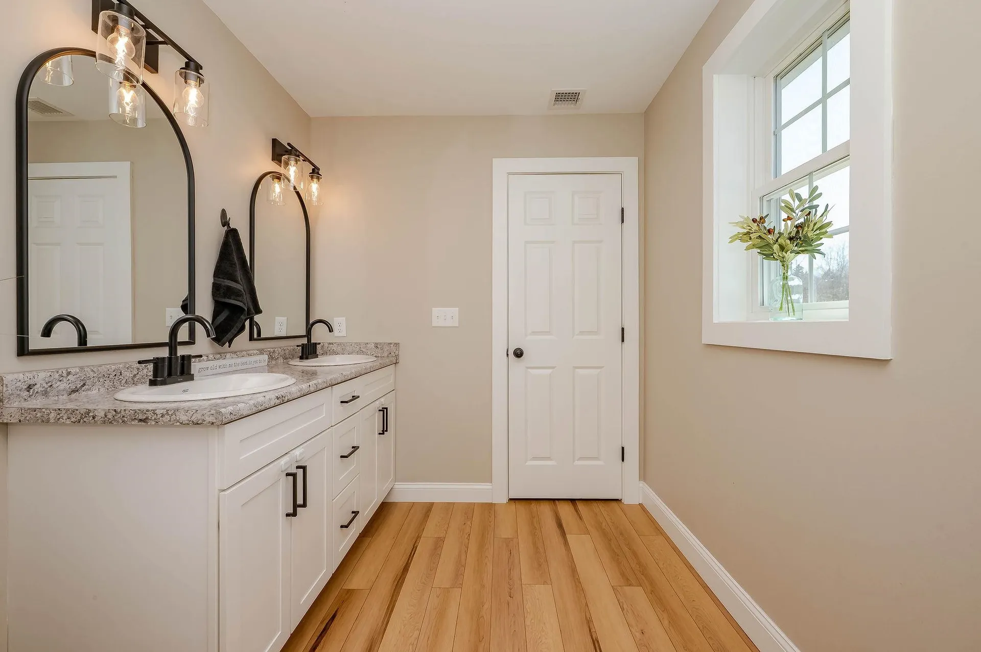 58 Richards Way Farmington NH 03835