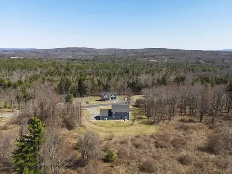 58 Richards Way Farmington NH 03835