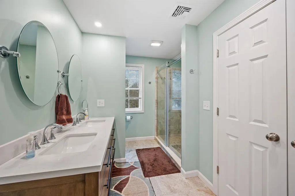 151 Robieson Drive Bristol NH 03222