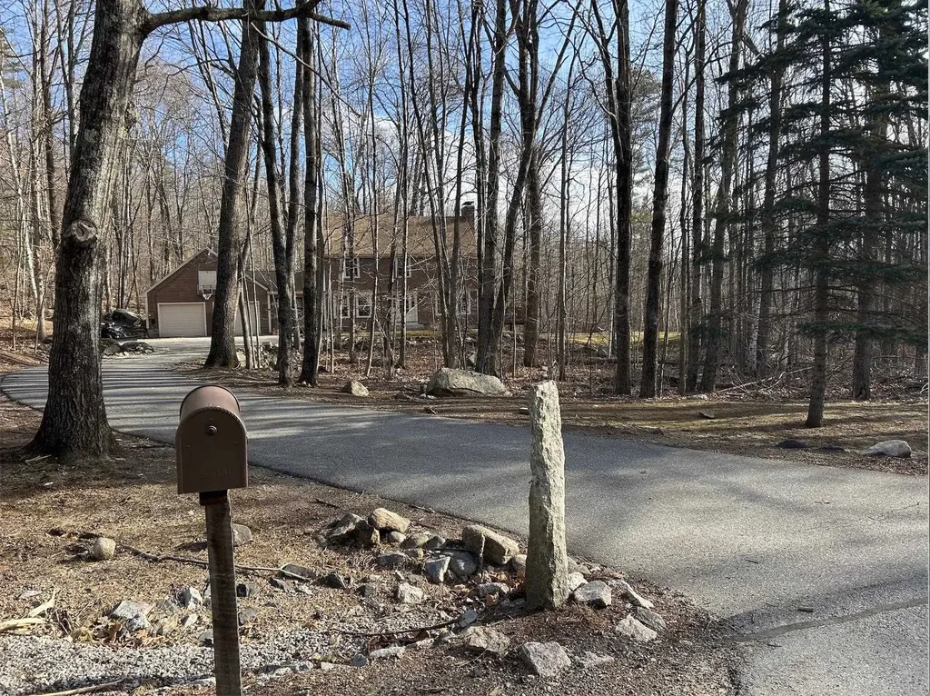 26 Marvin Road Moultonborough NH 03254