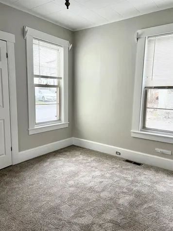 11 Norton Street Nashua NH 03060