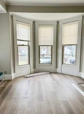 11 Norton Street Nashua NH 03060