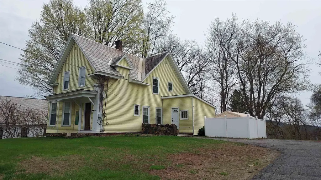 39 Brattleboro Road Hinsdale NH 03451