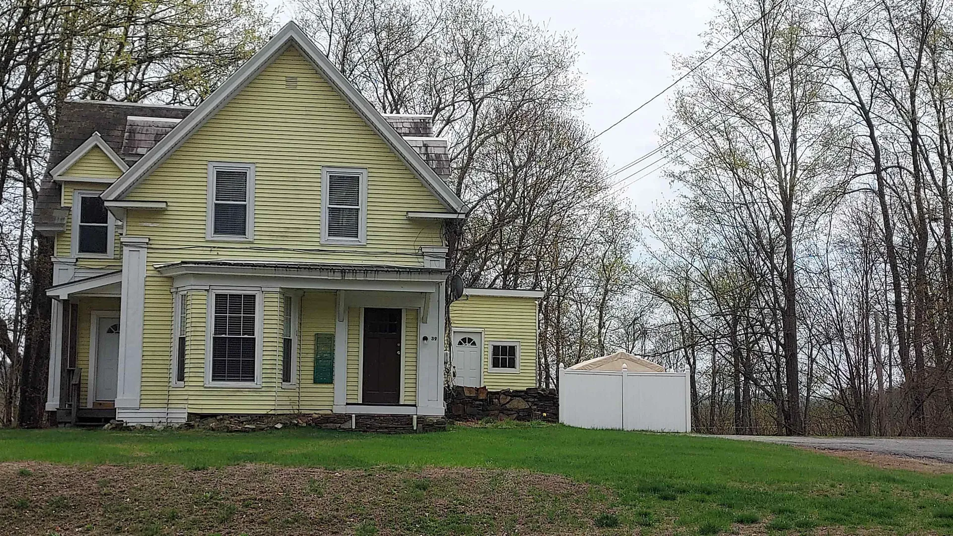 39 Brattleboro Road Hinsdale NH 03451