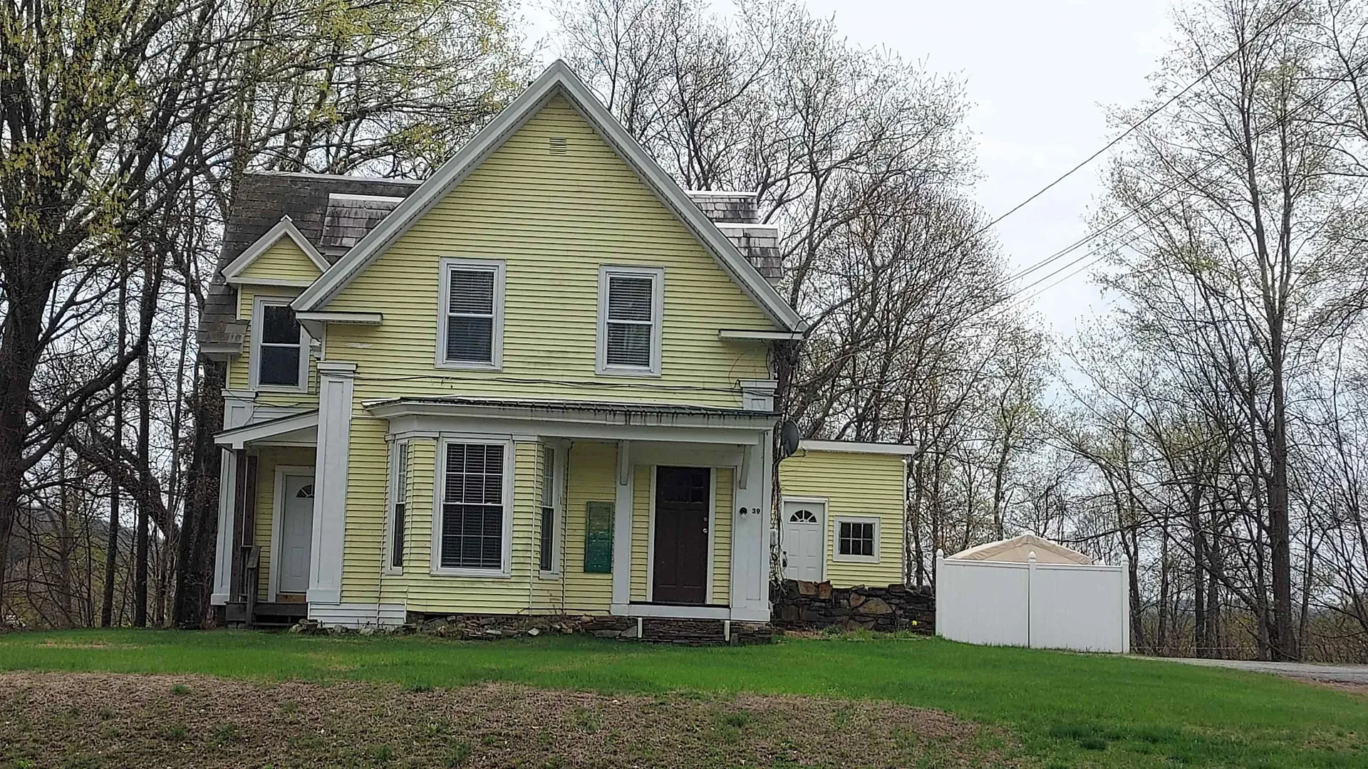 39 Brattleboro Road Hinsdale NH 03451