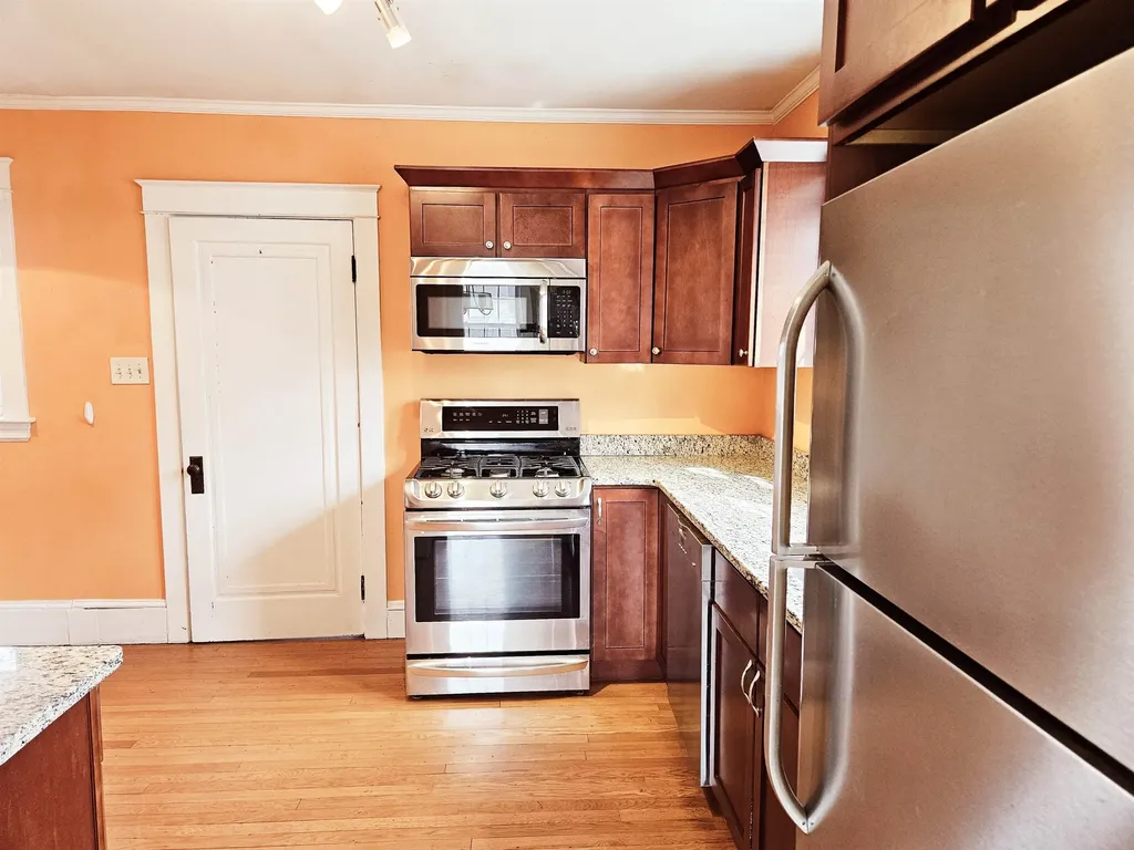 183 Mount Vernon Street Dover NH 03820