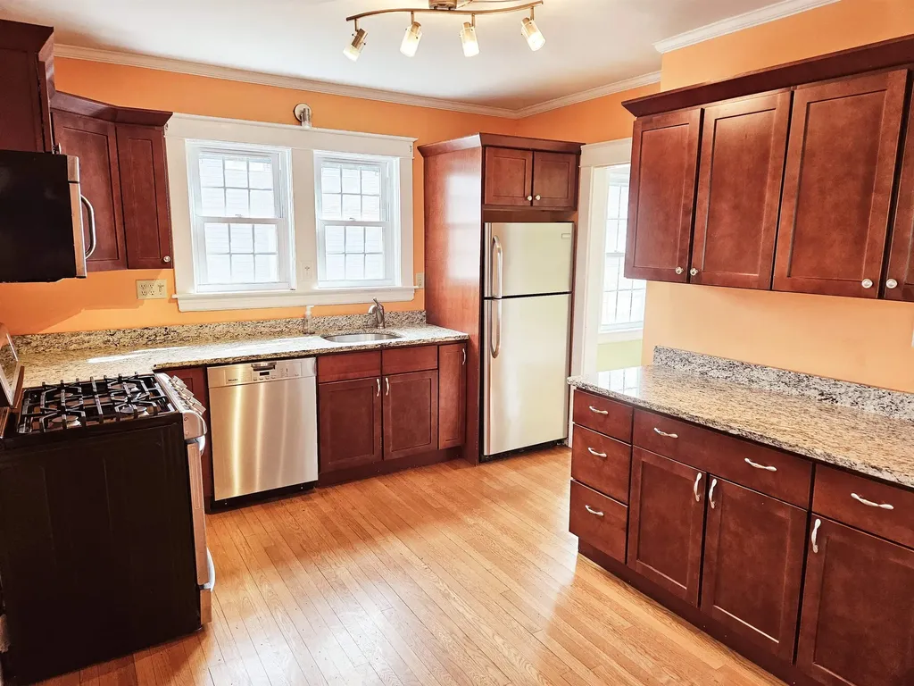 183 Mount Vernon Street Dover NH 03820