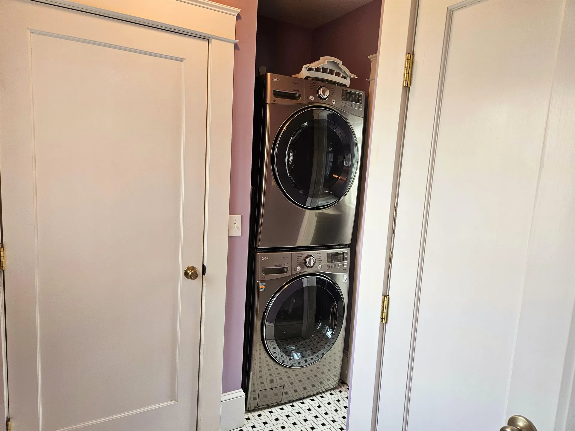 183 Mount Vernon Street Dover NH 03820