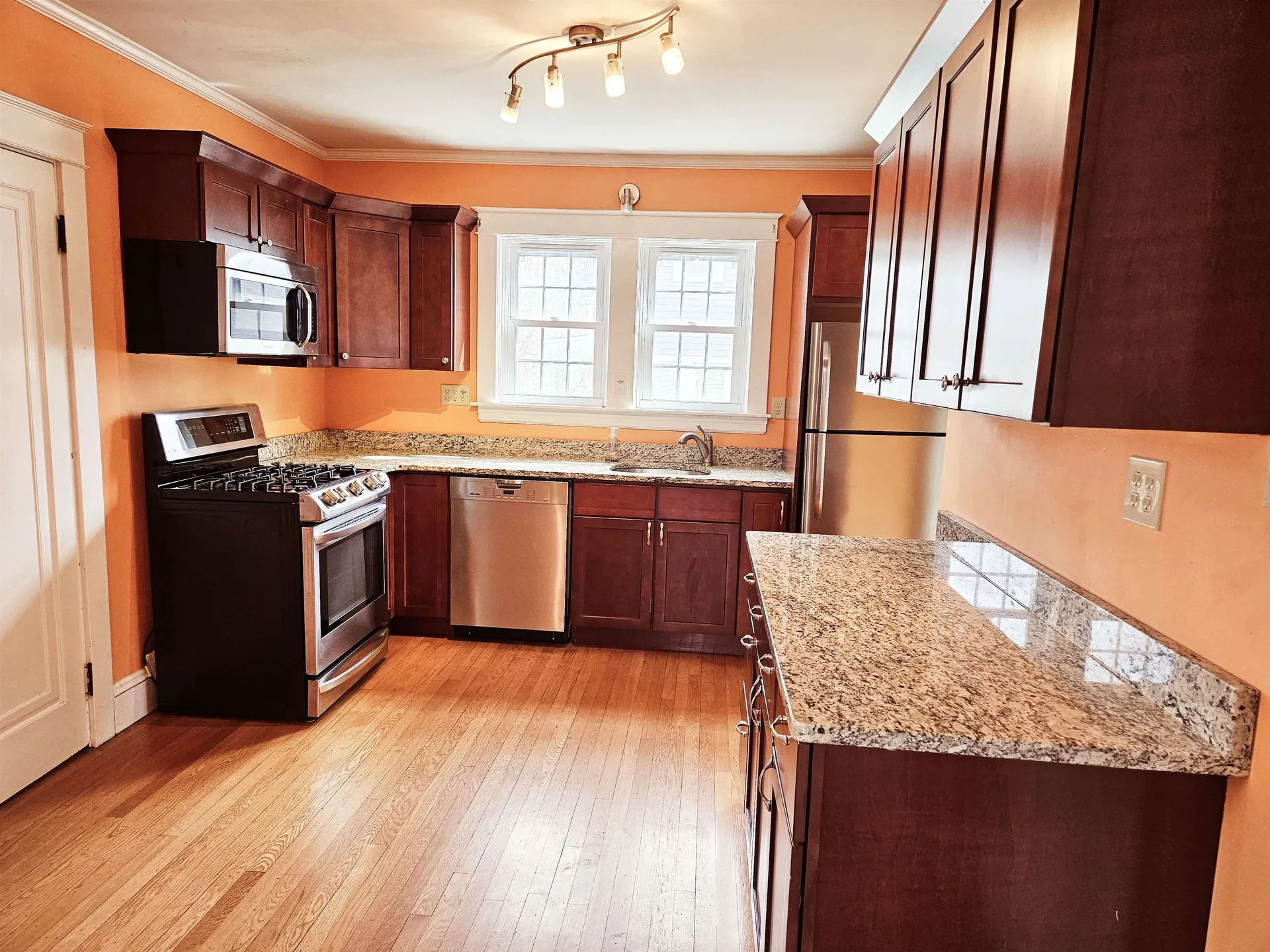 183 Mount Vernon Street Dover NH 03820