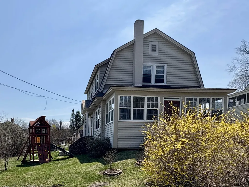 12 Wheatley Street Lebanon NH 03766