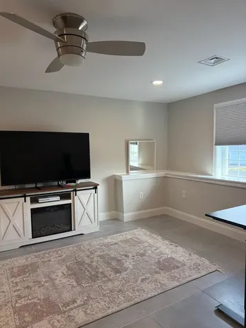 11b Lunas Avenue Epping NH 03042
